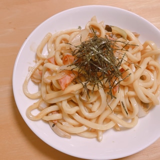 ベーコンのバター醤油うどん♡